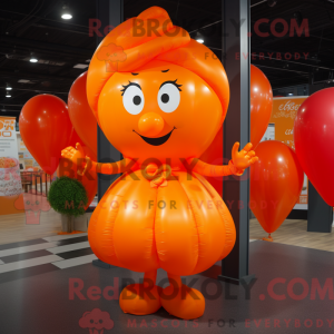 Maskotkarakter af en orange...