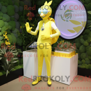 Personnage mascotte d un...