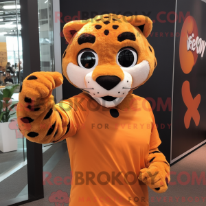 Personnage mascotte d un...