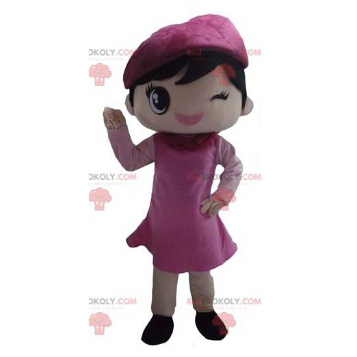 Mascota de niña coqueta vestida con un vestido rosa -
