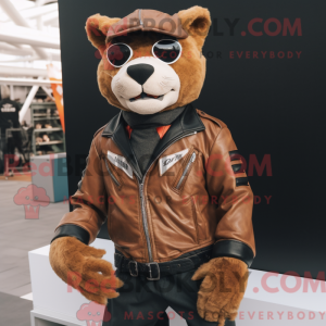 Maskotfigur af en brun Puma...