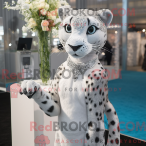 Personnage mascotte d un...