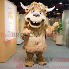 Maskottchen eines hellbraunen Büffels mit Overall und Clutch - Büffel-Maskottchen - REBROKO_379344 - RedBrokoly.com