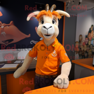 Maskotkarakter af en orange...