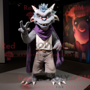 Personagem de máscara de um...