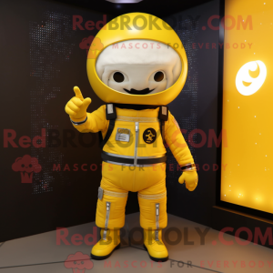Personagem de máscara de um...