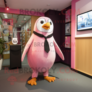 Pink Penguin mascotte...