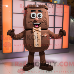 Personnage mascotte d une...