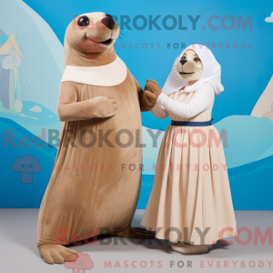 Postava maskota béžového...