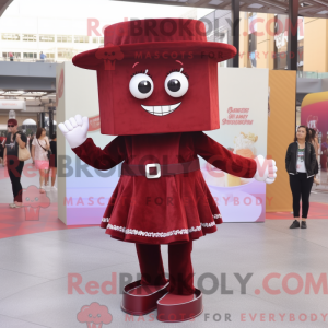Personagem de máscara de um...