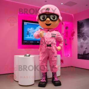 Pink Army Soldier mascotte...