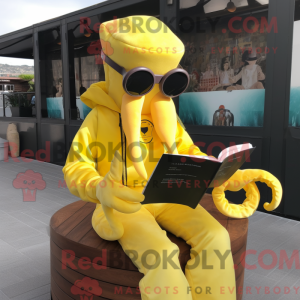 Personnage mascotte d une...