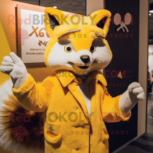 Postava maskota žluté lišky...