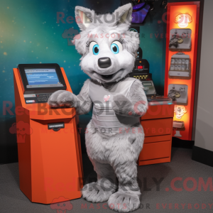 Personaje mascota de Silver...