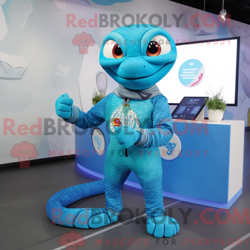 Mascottekostuum hemelsblauwe python met trui en smartwatches - Python-mascottes - REBROKO_389950 - RedBrokoly.com