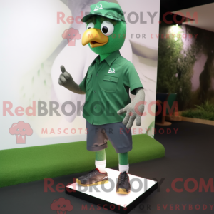 Personnage mascotte d une...