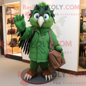 Personagem de máscara de...