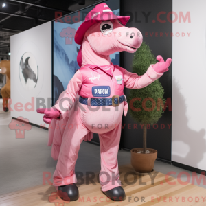 Maskotkarakter av en rosa...