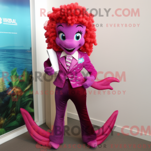 Maskotfigur af en magenta...