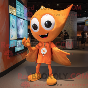 Maskotkarakter af en orange...