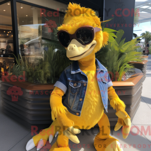 Personagem de máscara de um...