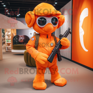 Orange Sniper maskot...
