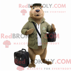 Personagem de máscara de...