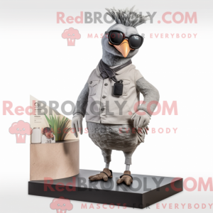 Maskot karakter av en grå...