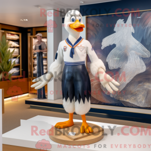 Maskottchenfigur einer Navy...