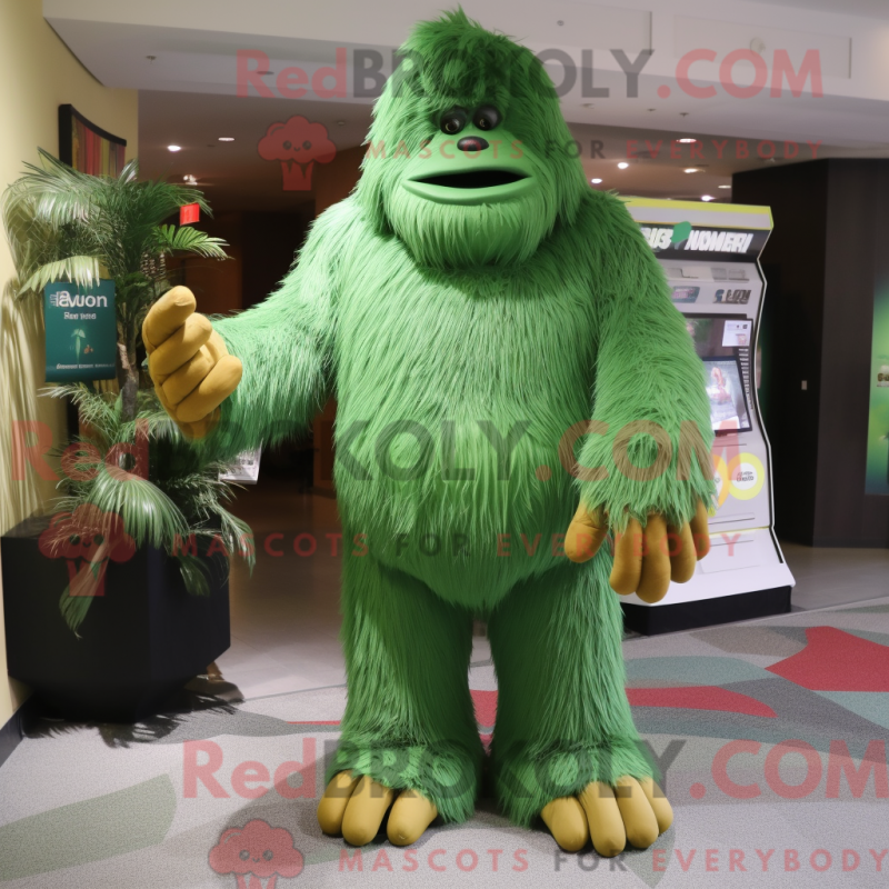 Personagem de máscara de um Green Sasquatch com macacão e macacão - Mascotes Sasquatch - REBROKO_394065 - RedBrokoly.com