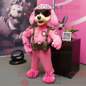 Postava maskota Pink...