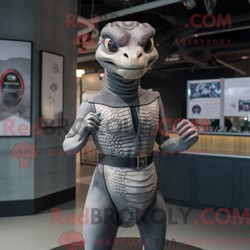 Maskot av Grå Python i maskotdräkt med rashguard och manschettknappar - Python Mascots - REBROKO_396964 - RedBrokoly.com