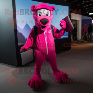 Magenta Dog mascotte...