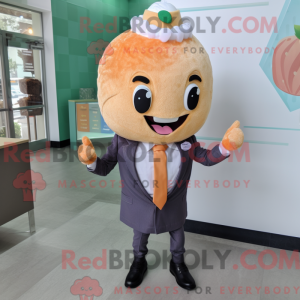 Postava maskota Peach...