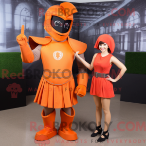 Postava maskota oranžového...
