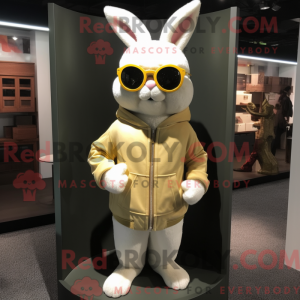 Personnage mascotte d un...