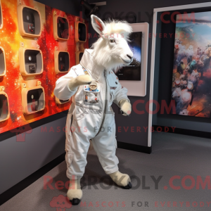 Personnage mascotte d une...