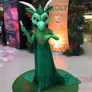 Personnage mascotte d une...