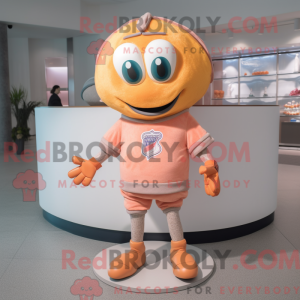 Personagem de máscara de um...
