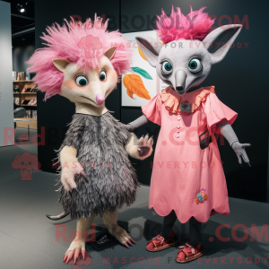Personagem de máscara rosa...