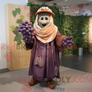 Postava maskota Rust Grape...