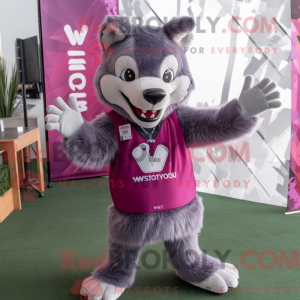 Personagem de máscara de...