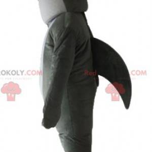 Mascote tubarão cinza e branco realista e impressionante -