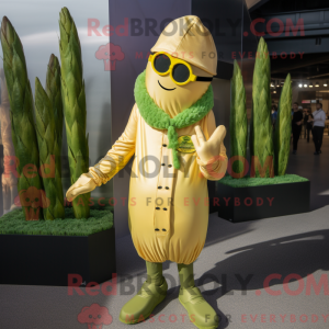 Personnage mascotte d une...