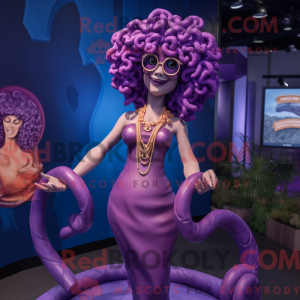 Personaje mascota de una...