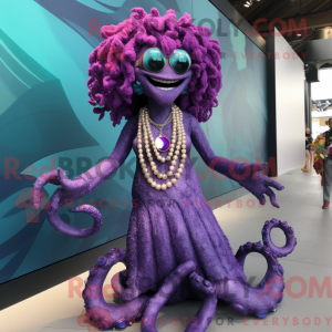 Personnage mascotte d une...