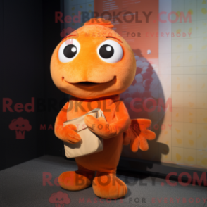 Maskottchen eines orangefarbenen Kabeljaus mit Rollkragen und Clutch - Orangefarbene Maskottchen - RedBrokoly.com