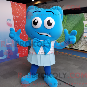 Personagem de máscara de...