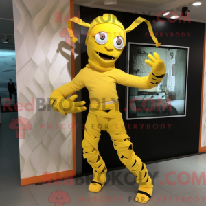Personagem de máscara de um...