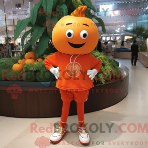 Maskotkarakter af en orange...